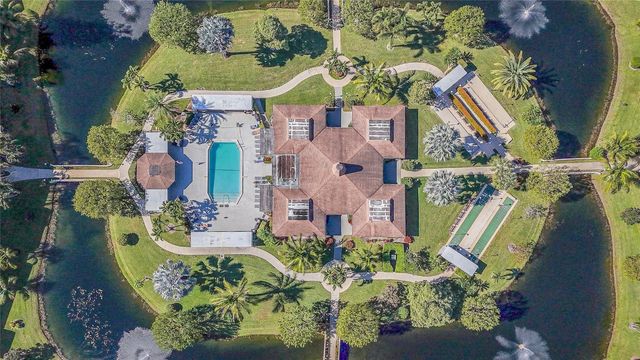 3505 NW 48th Avenue 404, Lauderdale Lakes, FL 33319