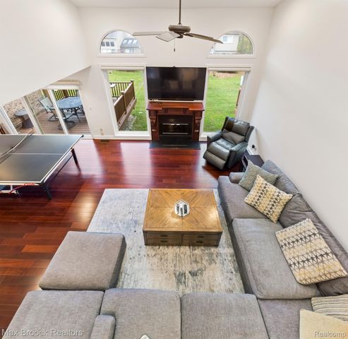 6322 ASPEN RIDGE Boulevard, West Bloomfield Charter Township, MI 48322