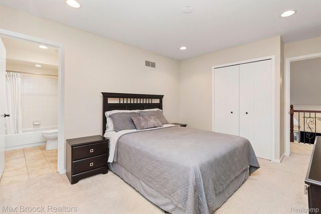 6322 ASPEN RIDGE Boulevard, West Bloomfield Charter Township, MI 48322