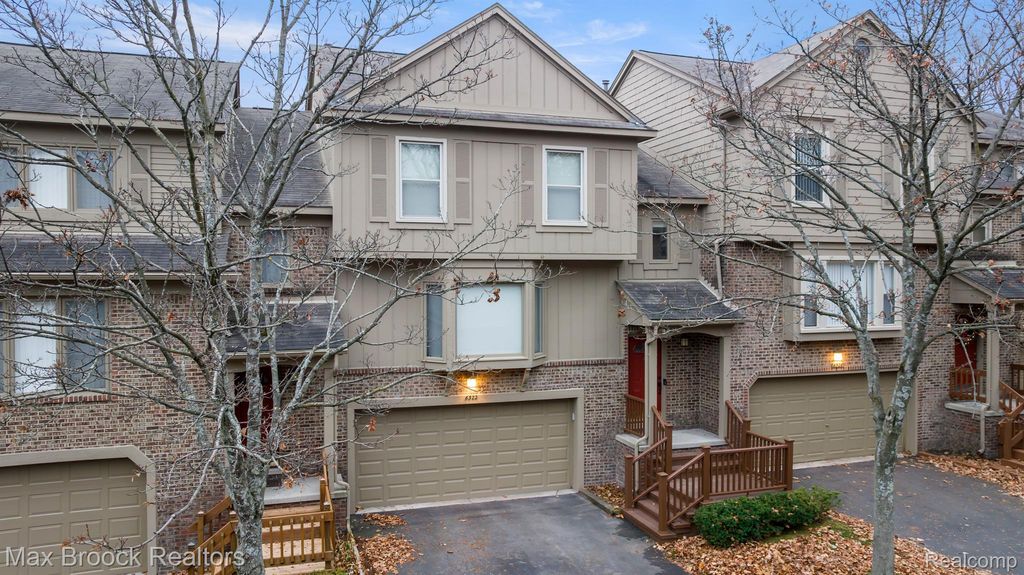 6322 ASPEN RIDGE Boulevard, West Bloomfield Charter Township, MI 48322