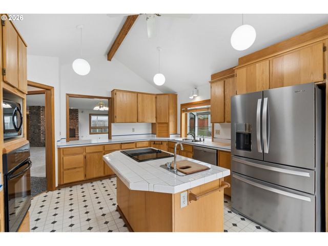 9703 Nw 12TH Ave, Vancouver, WA 98665