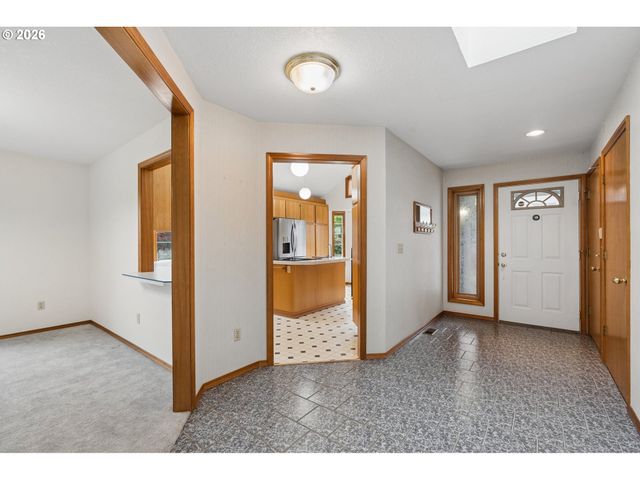 9703 Nw 12TH Ave, Vancouver, WA 98665
