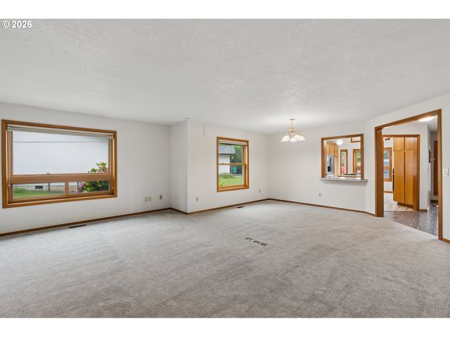 9703 Nw 12TH Ave, Vancouver, WA 98665