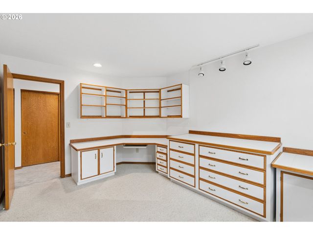 9703 Nw 12TH Ave, Vancouver, WA 98665