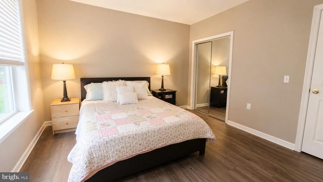 314 MASTERSON CT, Ewing, NJ 08618