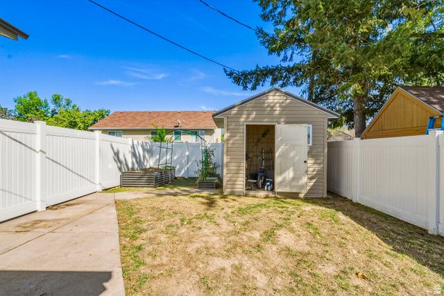 293 W 1225 N, Layton, UT 84041