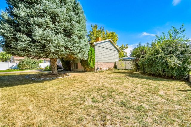 293 W 1225 N, Layton, UT 84041