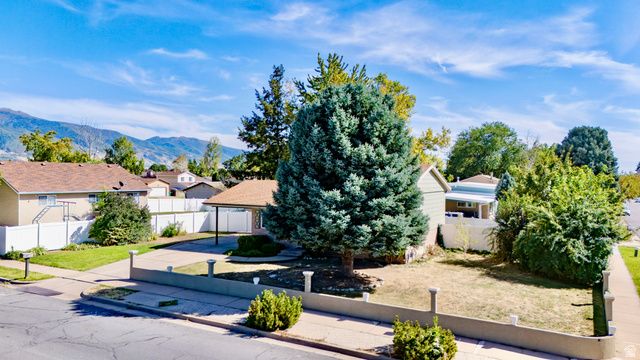 293 W 1225 N, Layton, UT 84041