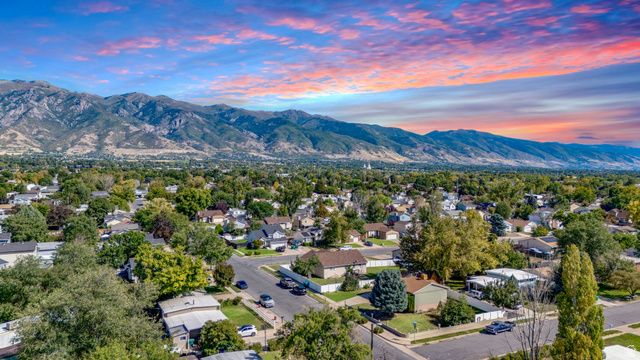 293 W 1225 N, Layton, UT 84041