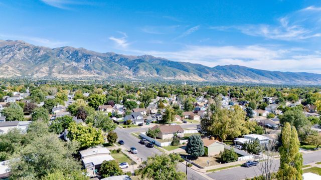 293 W 1225 N, Layton, UT 84041