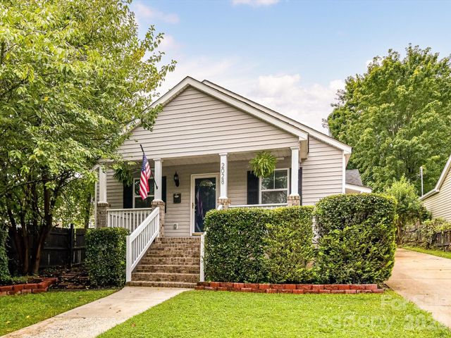 2028 Hamorton Place, Charlotte, NC 28205