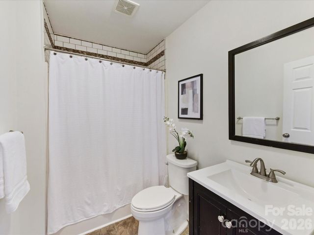 2028 Hamorton Place, Charlotte, NC 28205