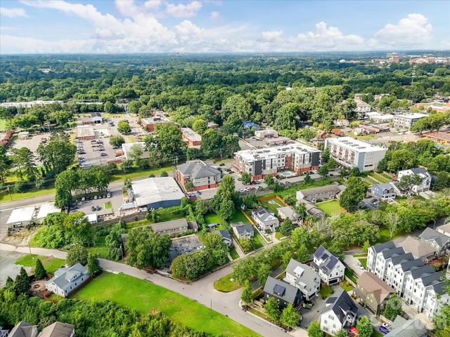 2028 Hamorton Place, Charlotte, NC 28205