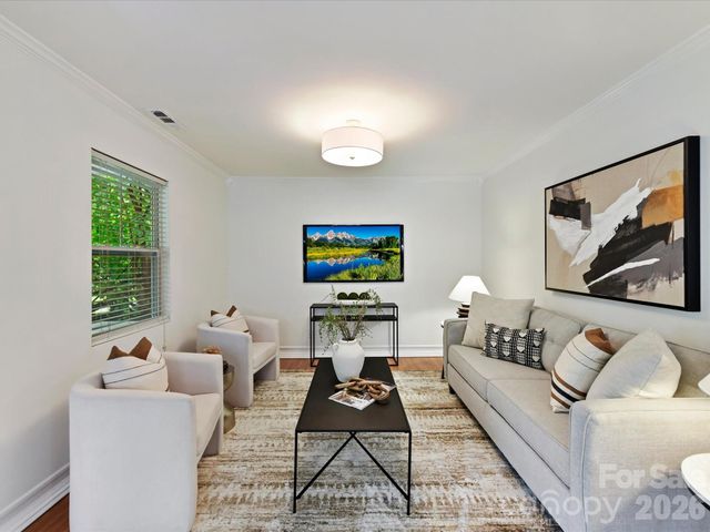 2028 Hamorton Place, Charlotte, NC 28205