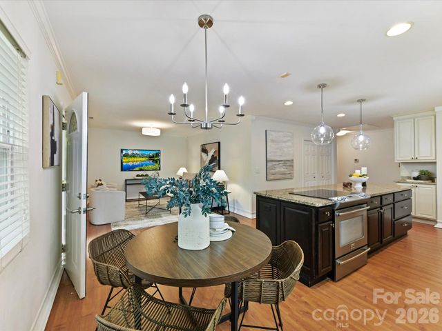 2028 Hamorton Place, Charlotte, NC 28205