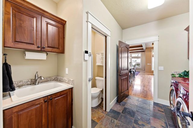 3372 E Parsnip Peak Drive, Boise, ID 83716
