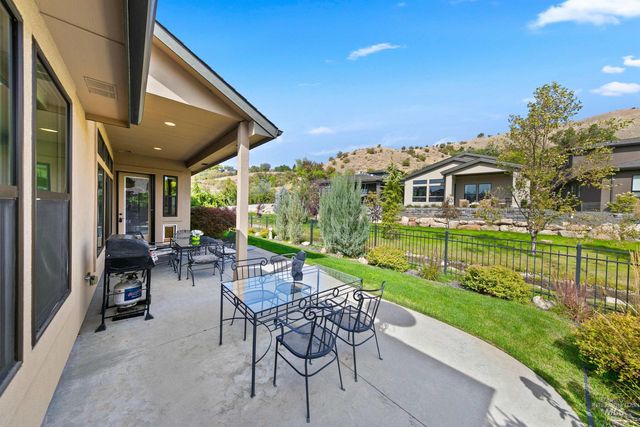 3372 E Parsnip Peak Drive, Boise, ID 83716