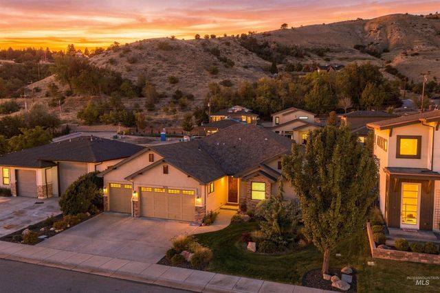 3372 E Parsnip Peak Drive, Boise, ID 83716