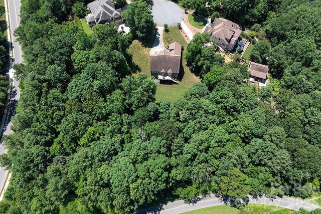 394 Stone Cliff Lane, Lake Wylie, SC 29710