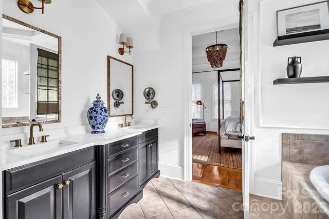 394 Stone Cliff Lane, Lake Wylie, SC 29710