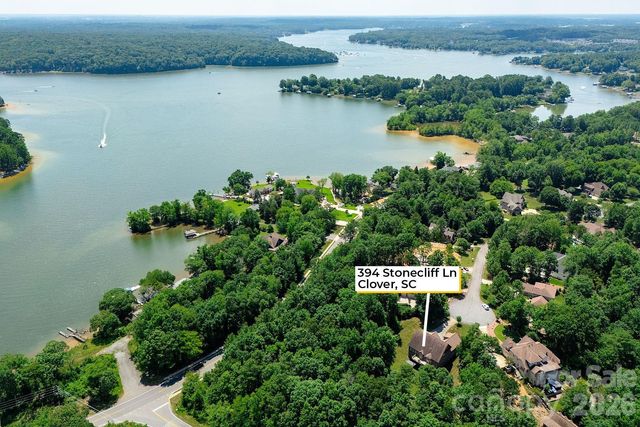 394 Stone Cliff Lane, Lake Wylie, SC 29710