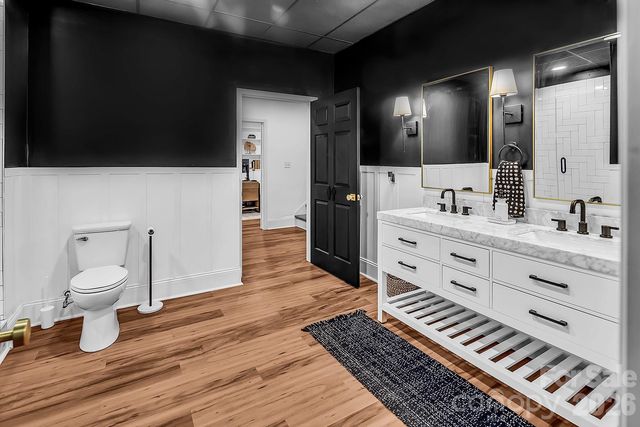 394 Stone Cliff Lane, Lake Wylie, SC 29710