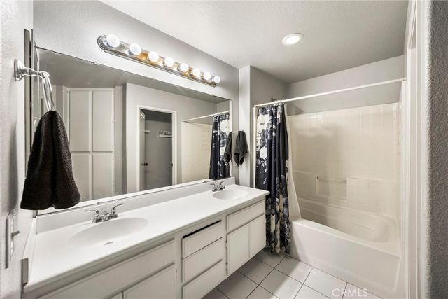 4361 Halfinger, Jurupa Valley, CA 92509