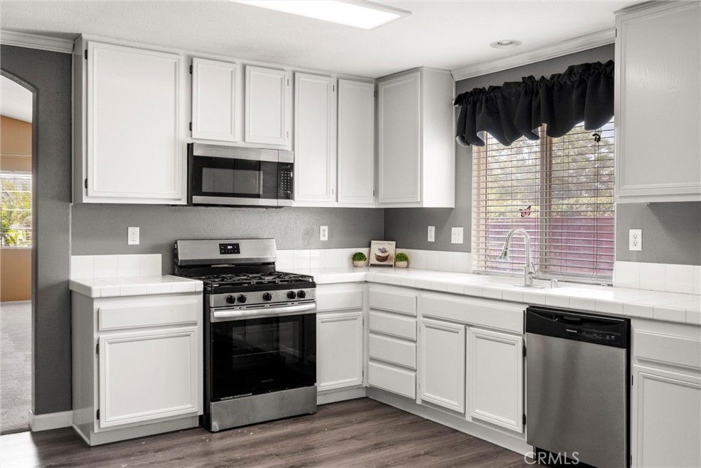 Image 16 of property listing at 4361 Halfinger, Jurupa Valley, CA 92509