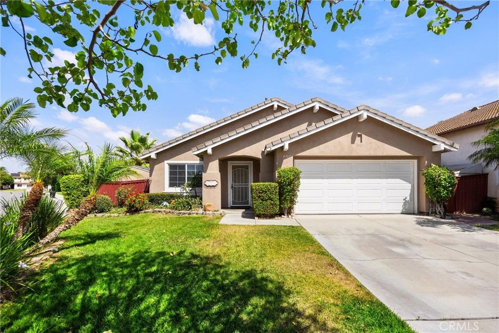 Image 2 of property listing at 4361 Halfinger, Jurupa Valley, CA 92509