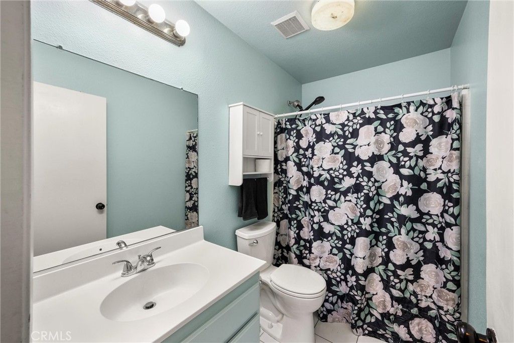 Image 25 of property listing at 4361 Halfinger, Jurupa Valley, CA 92509