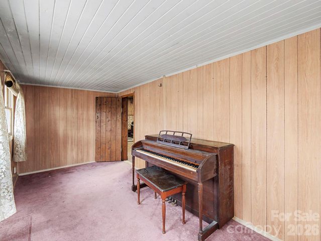 1526 Bills Creek Road, Lake Lure, NC 28746