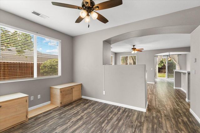 792 Jacob Way, Oakdale, CA 95361