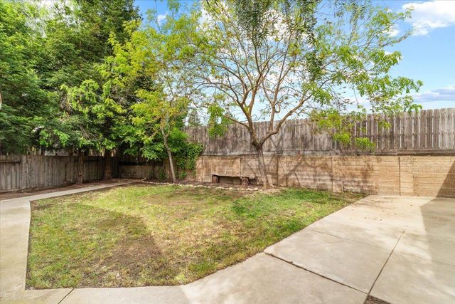 792 Jacob Way, Oakdale, CA 95361