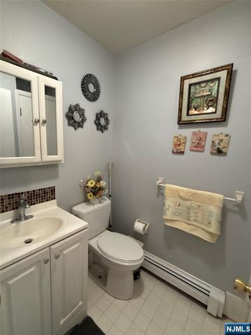 26 Wyker Road 2207, Franklin, NJ 07416