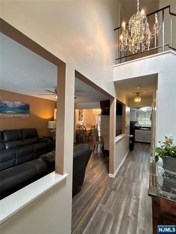 26 Wyker Road 2207, Franklin, NJ 07416