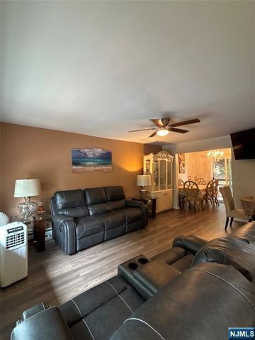 26 Wyker Road 2207, Franklin, NJ 07416