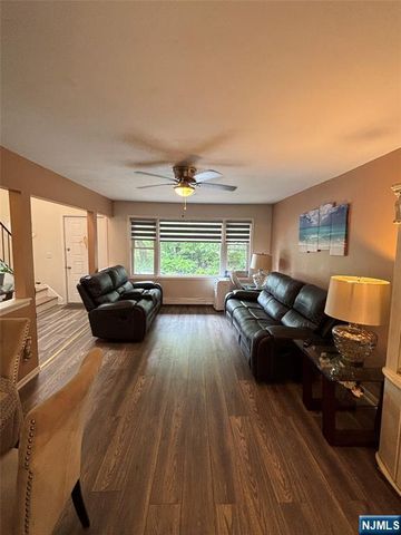 26 Wyker Road 2207, Franklin, NJ 07416