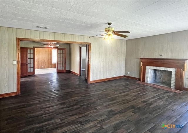 1915 & 1925 S Wall Street, Belton, TX 76513