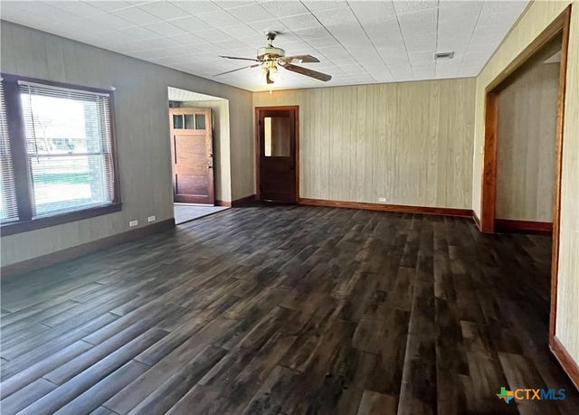 1915 & 1925 S Wall Street, Belton, TX 76513