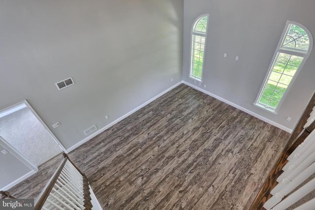 010 STARLIGHT LANE, Lebanon, PA 17046