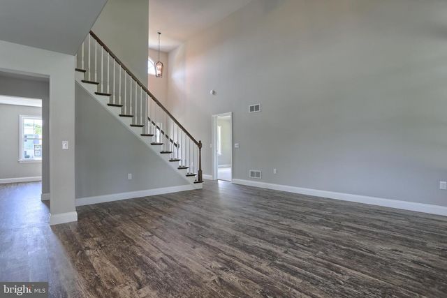010 STARLIGHT LANE, Lebanon, PA 17046