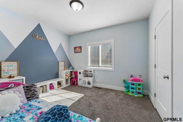 2446 N 191 Avenue, Omaha, NE 68022