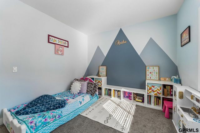 2446 N 191 Avenue, Omaha, NE 68022