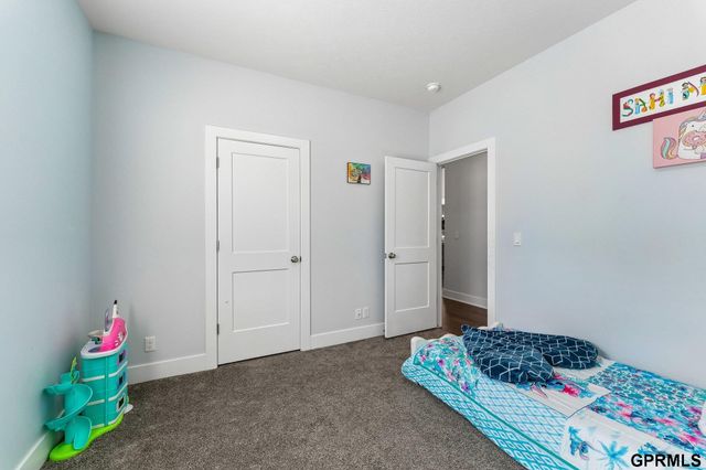 2446 N 191 Avenue, Omaha, NE 68022