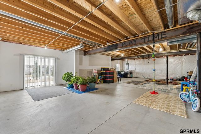 2446 N 191 Avenue, Omaha, NE 68022