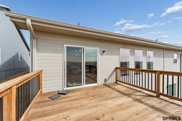 2446 N 191 Avenue, Omaha, NE 68022