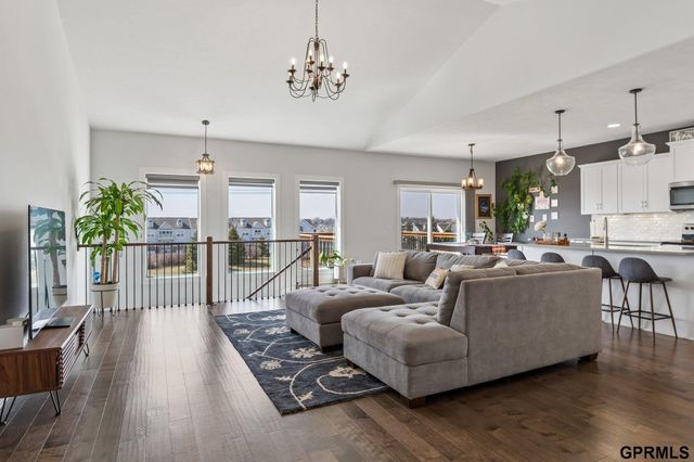 2446 N 191 Avenue, Omaha, NE 68022