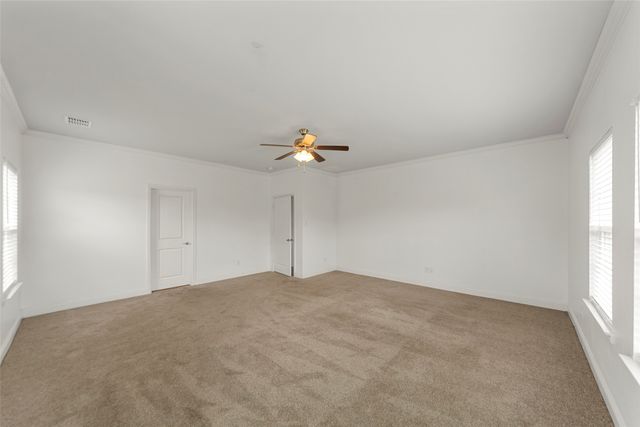 498 Oak Creek Drive, Lavon, TX 75166