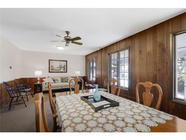 408 3rd Street N 104, Stillwater, MN 55082