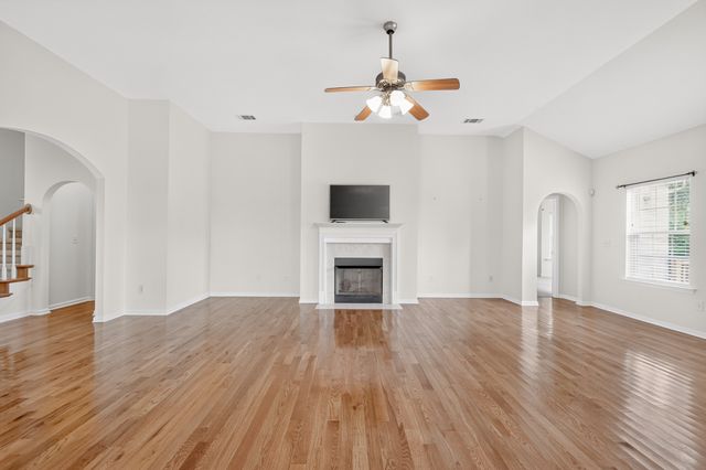 1738 Dryden Dr, Spring Hill, TN 37174